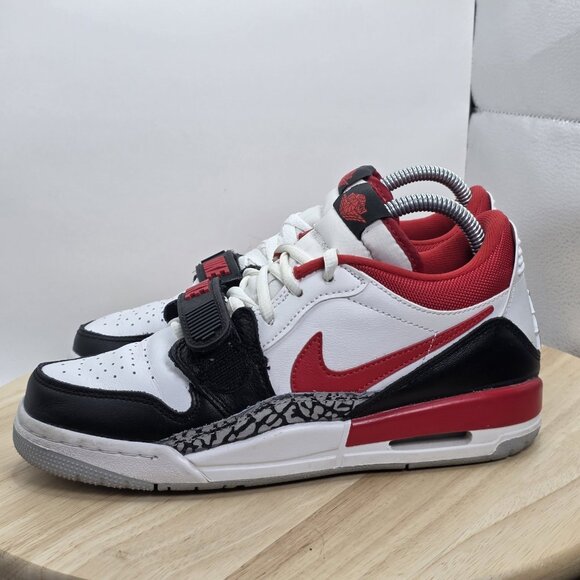 Nike Air Jordan Legacy 312 Low Fire Red/White Womens size 7.5  CD9054-160 GS6Y - Picture 1 of 9